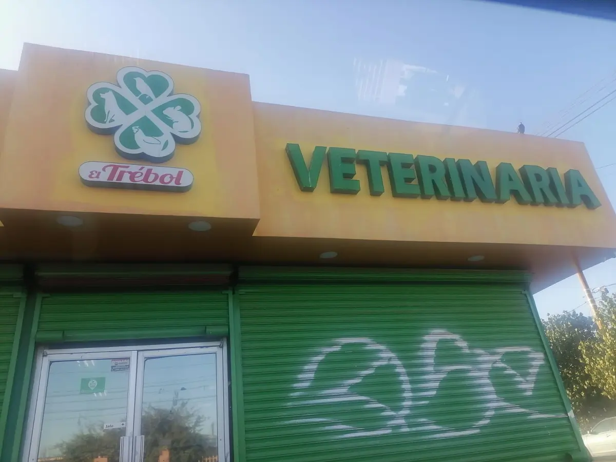 Farmacia Veterinaria El Trébol