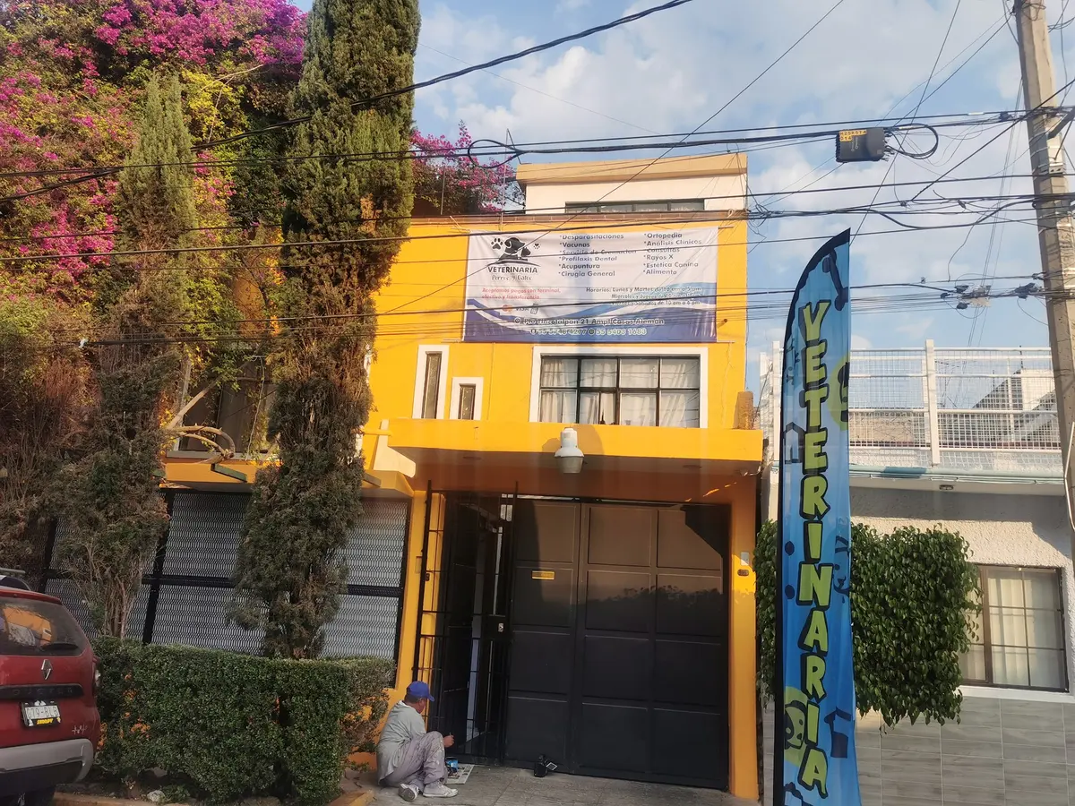 CLINICA VETERINARIA PERROS Y GATOS