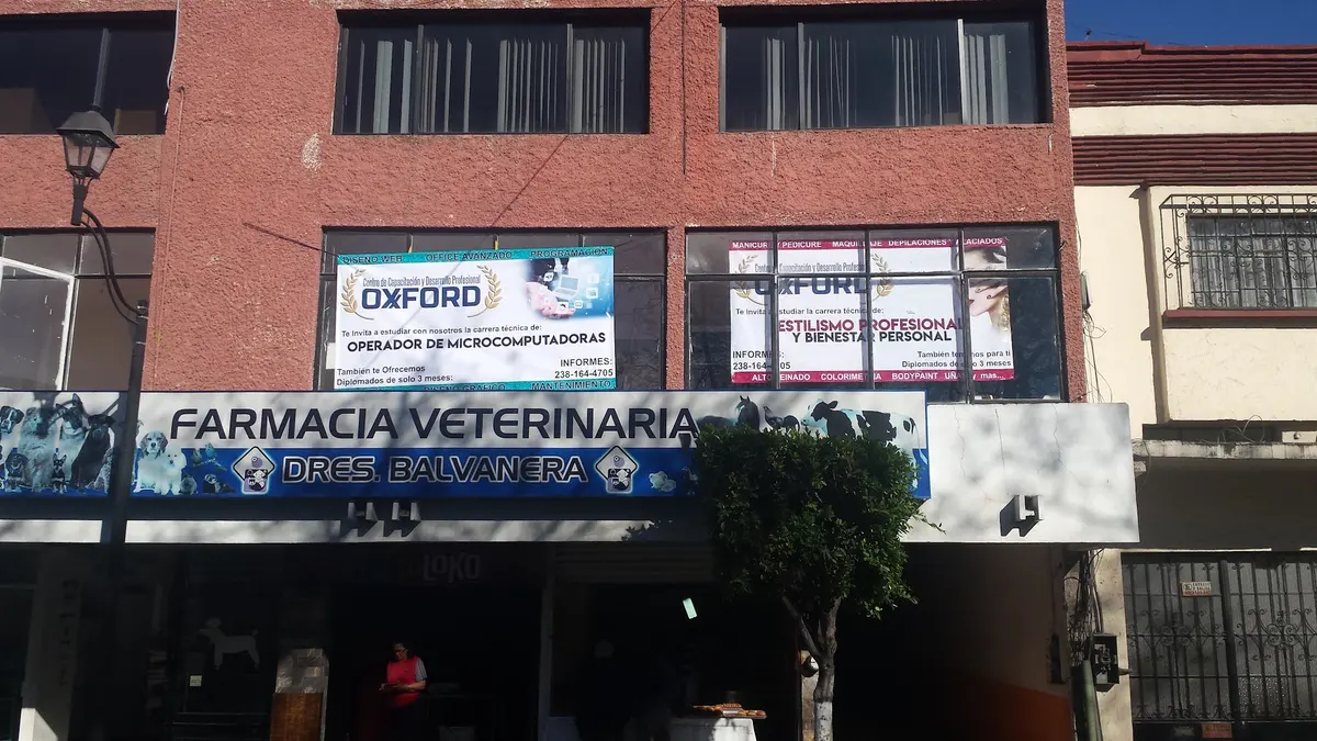 Farmacia Veterinaria Doctor Balvanera — foto 2 de 3
