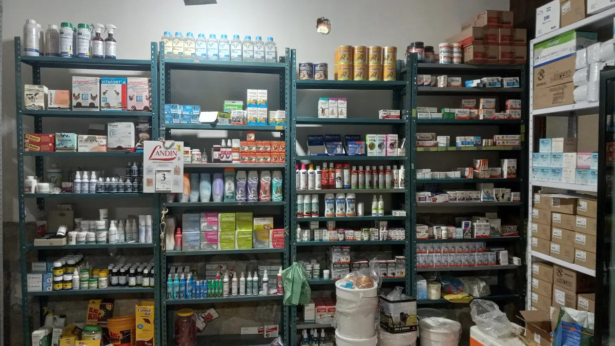 FARMACIA Y CLINICA VETERINARIA DE LA HUASTECA