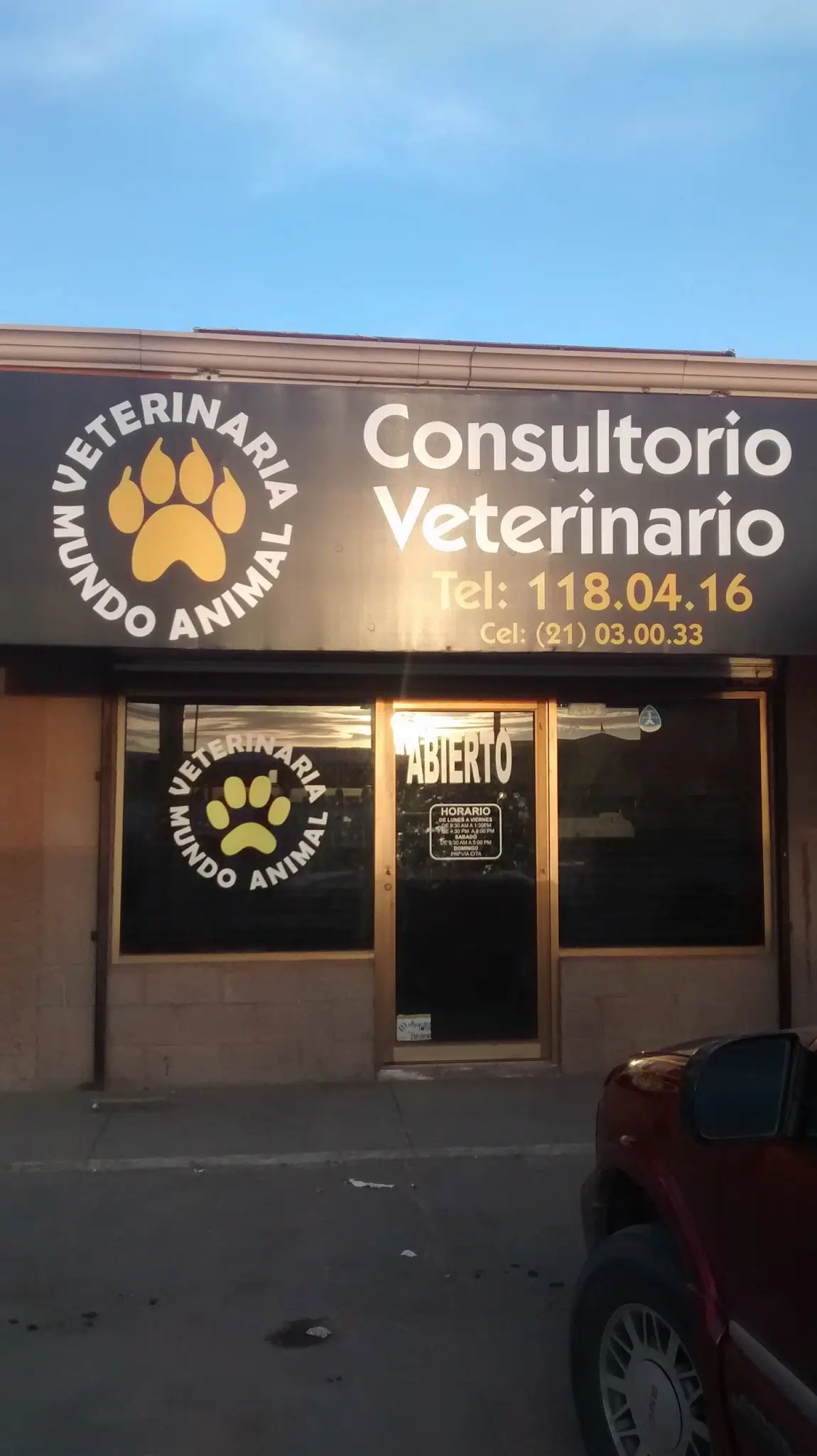 VETERINARIA MUNDO ANIMAL